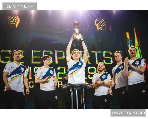 Caps：从辉煌到低谷的欧洲法王职业生涯与国际赛心态探讨