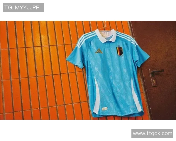 全球球迷服饰风潮探索各国球衣与创意打扮的独特魅力